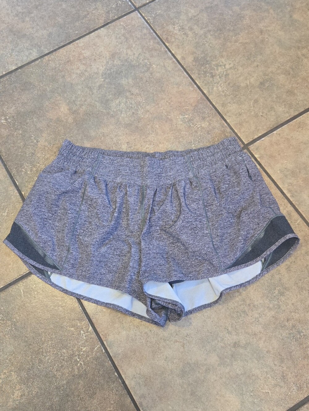 Lululemon Tracker Short III Heathered Black Black Running Shorts Size 10